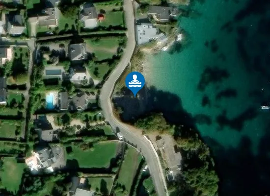 Satellite image of plage des trois curés