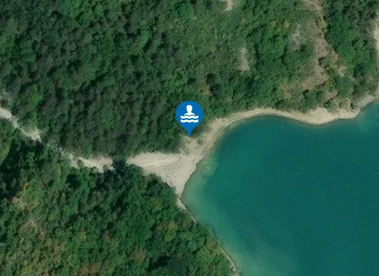 Satellite image of Plage naturiste du Courtalet