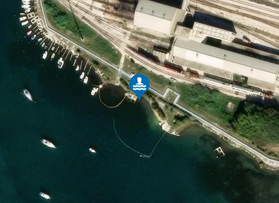 Satellite image of Mramorna