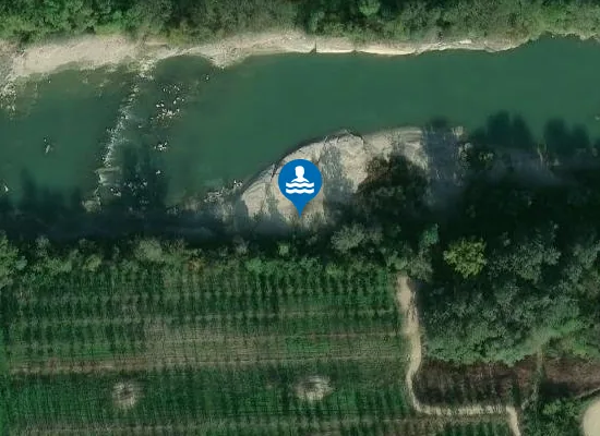 Satellite image of Spiaggia dei Cristalli