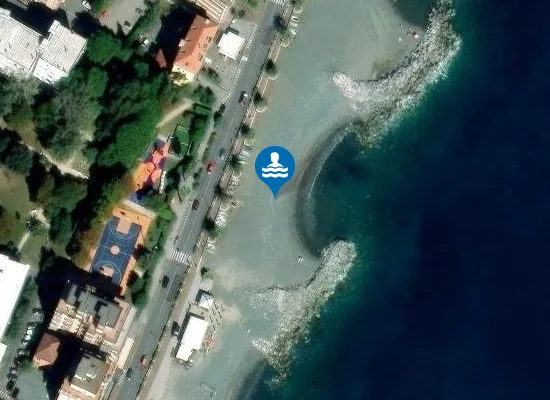 Satellite image of Spiaggia Libera dell'Arrestra