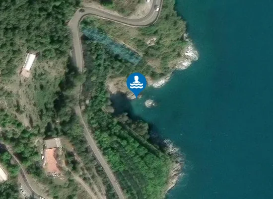 Satellite image of Spiaggia di Ciglio (I Limoni)