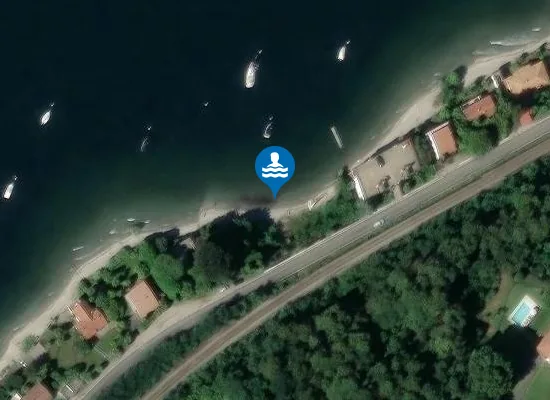 Satellite image of Spiaggia pubblica di Giacumöö