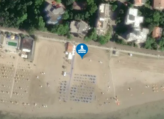 Satellite image of Spiaggia Grado Pineta