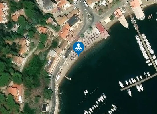 Satellite image of La Rossa