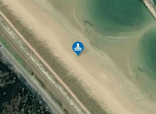Satellite image of Spiaggia libera