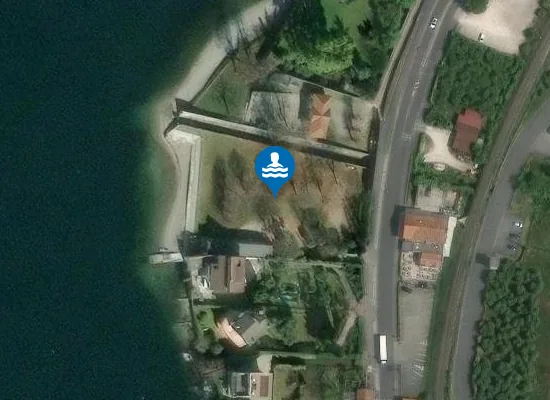 Satellite image of Spiaggia Perla Sebina
