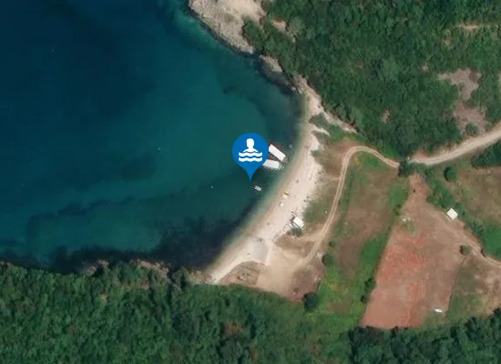 Satellite image of Plazhi i Doçes