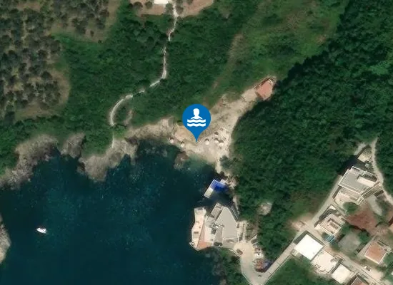 Satellite image of Plazhi i Bashbylykut