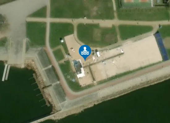 Satellite image of Plaża Miejska - Błonia Nadwiślańskie