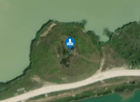 Satellite image of Lipie Plaża Naturystyczna