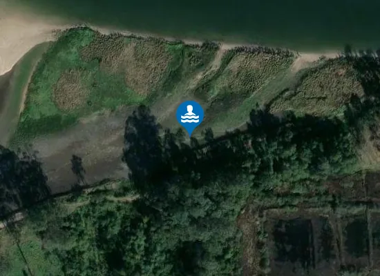 Satellite image of Praia Fluvial São Simão