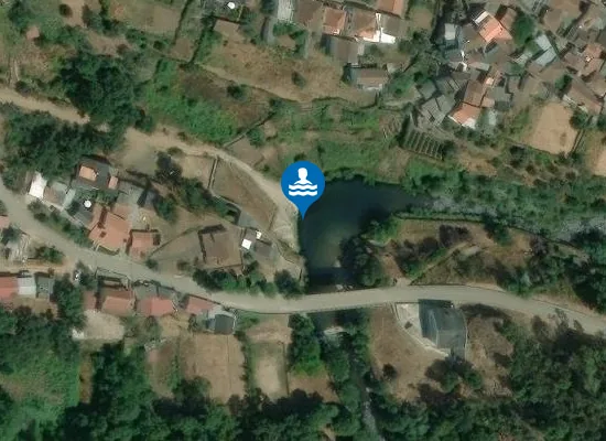 Satellite image of Praia Fluvial Cabreira