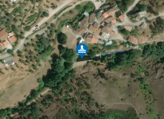 Satellite image of Praia Fluvial de Vale de Gaios
