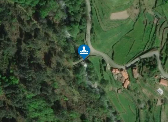 Satellite image of Praia Fluvial da Lagariça