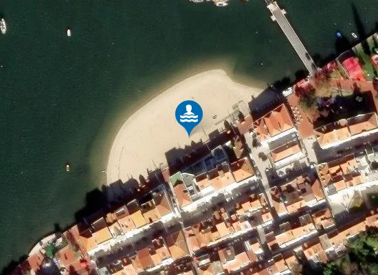 Satellite image of Praia do Seixal