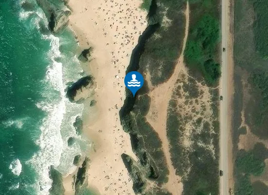 Satellite image of Praia da Samoqueira