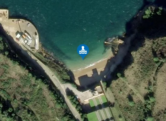 Satellite image of Praia do Portinho da Costa