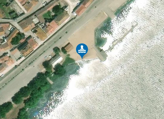 Satellite image of Praia Fluvial da Valada