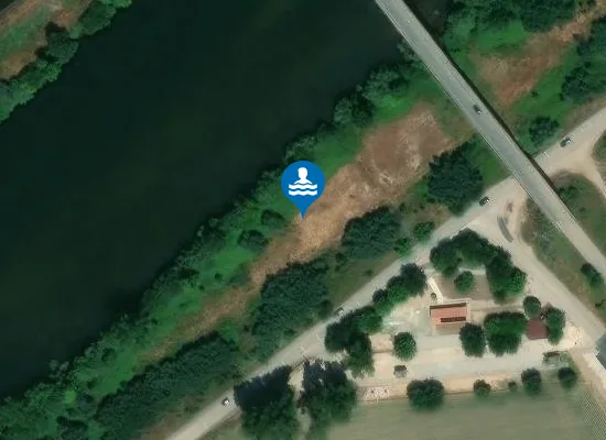 Satellite image of Praia Fluvial de Pereira