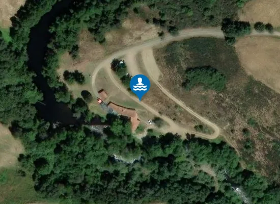 Satellite image of Praia Fluvial de Fresulfe