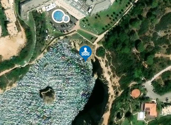 Satellite image of Praia do Vale Covo