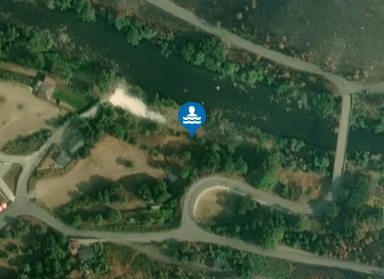 Satellite image of Praia Fluvial de Espiunca