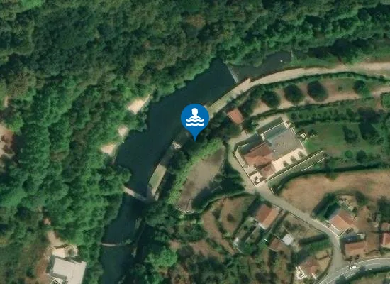 Satellite image of Praia Fluvial de Caneiro