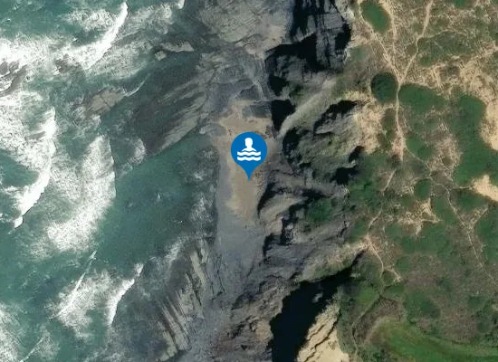 Satellite image of Praia da Esteveira