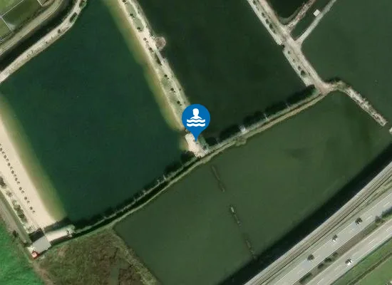 Satellite image of Praia da Marinha da Noeirinha