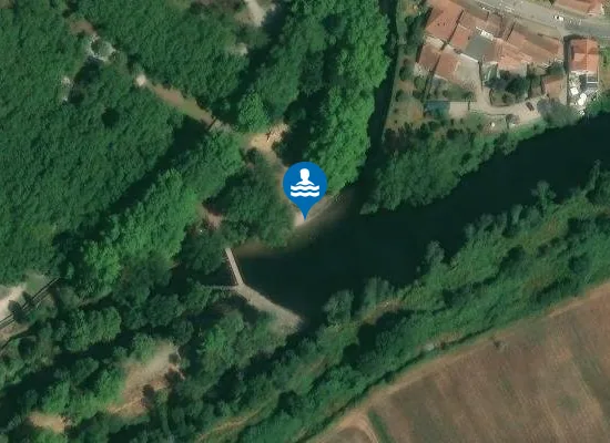 Satellite image of Praia Fluvial