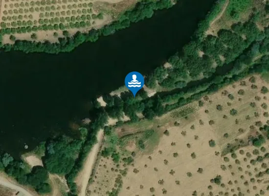 Satellite image of Praia fluvial de Vale Madeira