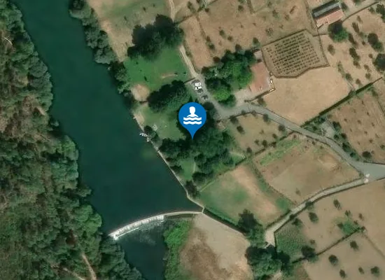 Satellite image of Parque Fluvial da Lavandeira
