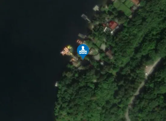 Satellite image of Yachting Club Tarnita