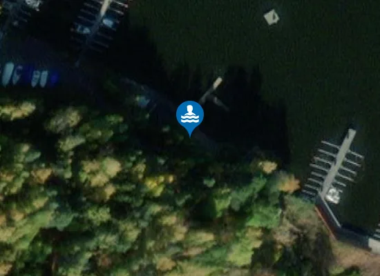 Satellite image of Solvik Badplats