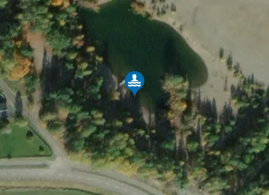 Satellite image of Hållsta badplats