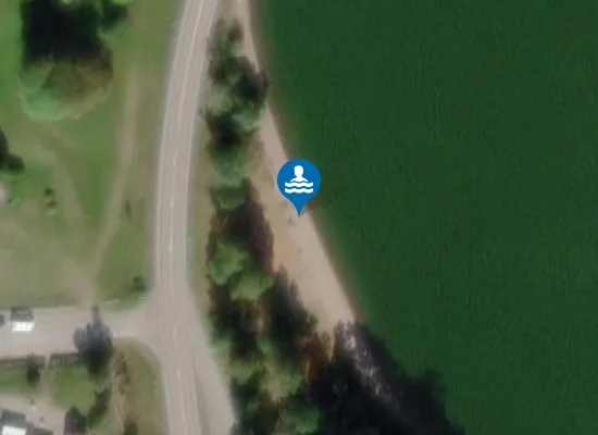 Satellite image of Hjälmaresunds badplats