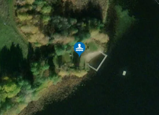Satellite image of Näshulta fritidsby badplats