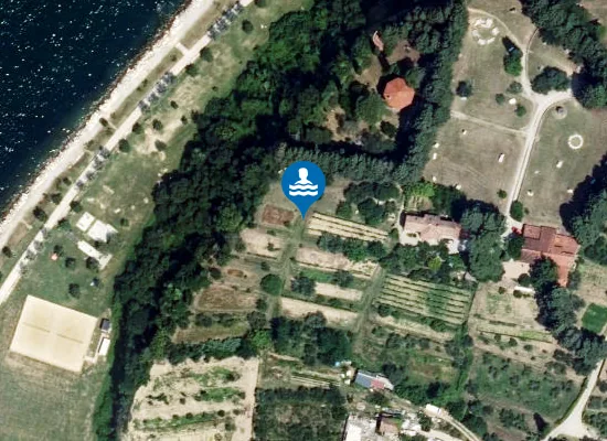 Satellite image of Plaža Ribič