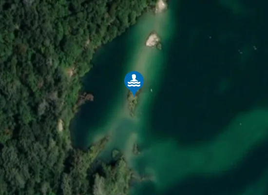 Satellite image of Plážový ostrov B