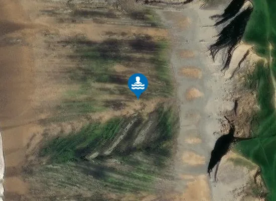 Satellite image of Maer Low Cliff beach