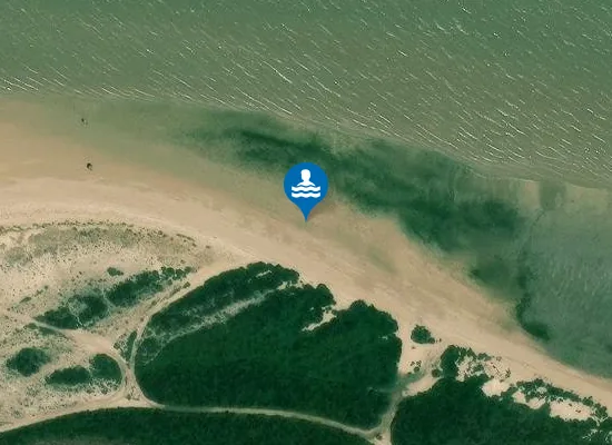 Satellite image of Weymarks Beach