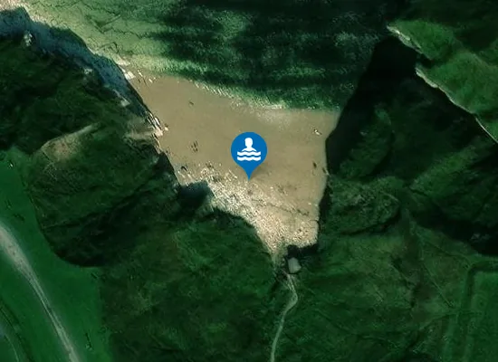 Satellite image of Thornwick Bay