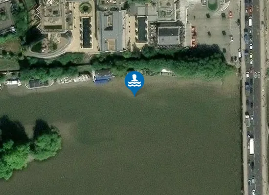 Satellite image of The Hollows