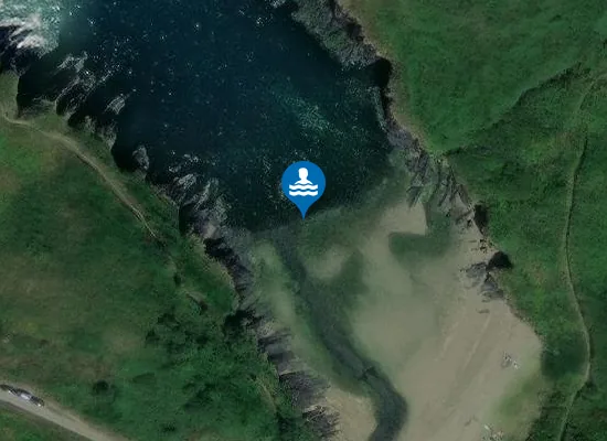 Satellite image of Ceibwr Beach