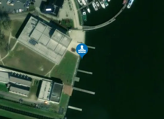 Satellite image of LE GRAND LARGE À PÉRONNES