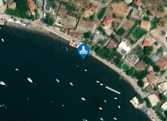 Satellite image of NAFTIKOS OMILOS RACHON