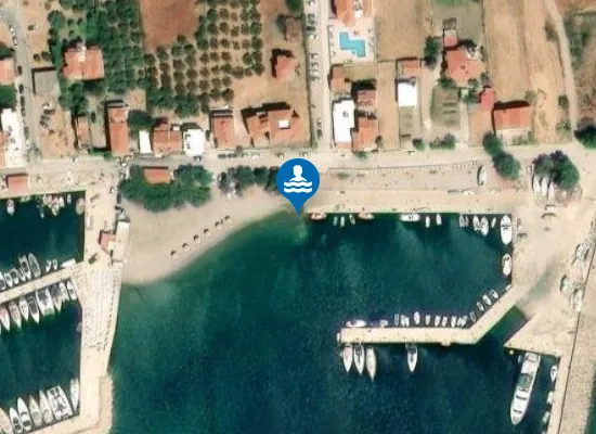 Satellite image of ORMOS MARATHOKAMPOU