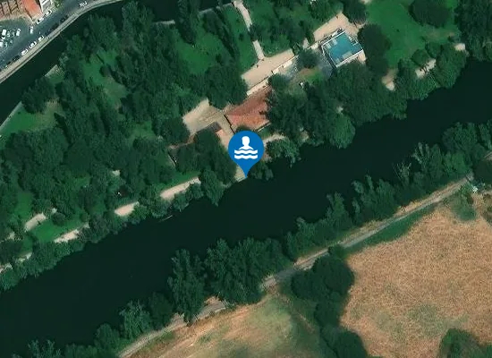 Satellite image of RIO JERTE PLASENCIA PM2