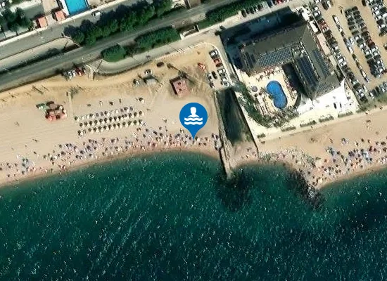 Satellite image of PLAYA DE LES DUNES PM1